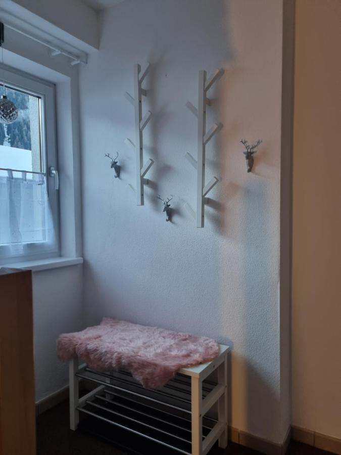 Haus Schoenblick Neustift im Stubaital Luaran gambar
