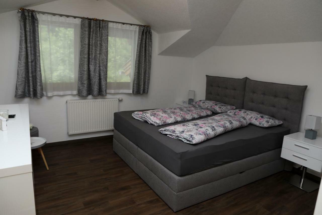 Haus Schoenblick Neustift im Stubaital Luaran gambar