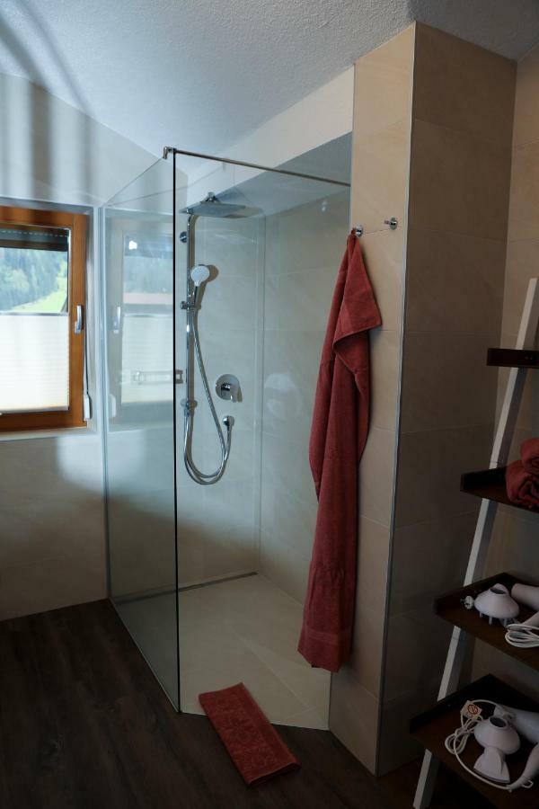 Haus Schoenblick Neustift im Stubaital Luaran gambar